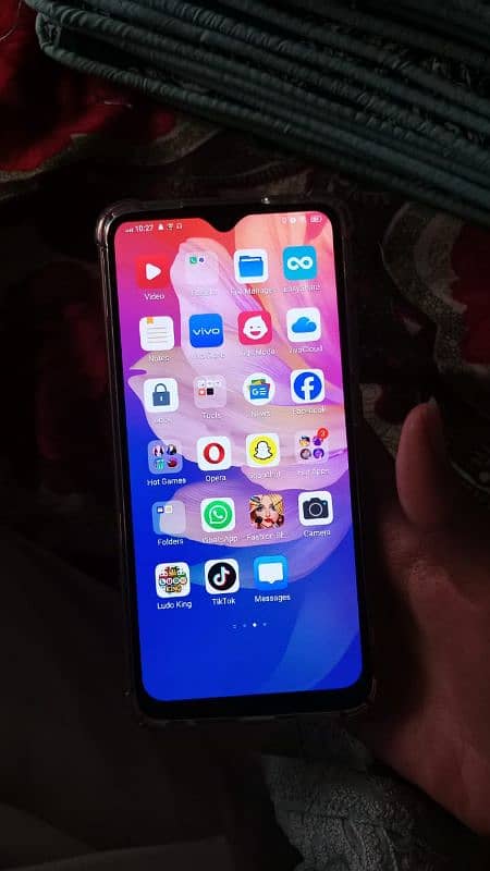 vivo s1pro koi msla nai ha urgent sale box bhi available ha 4