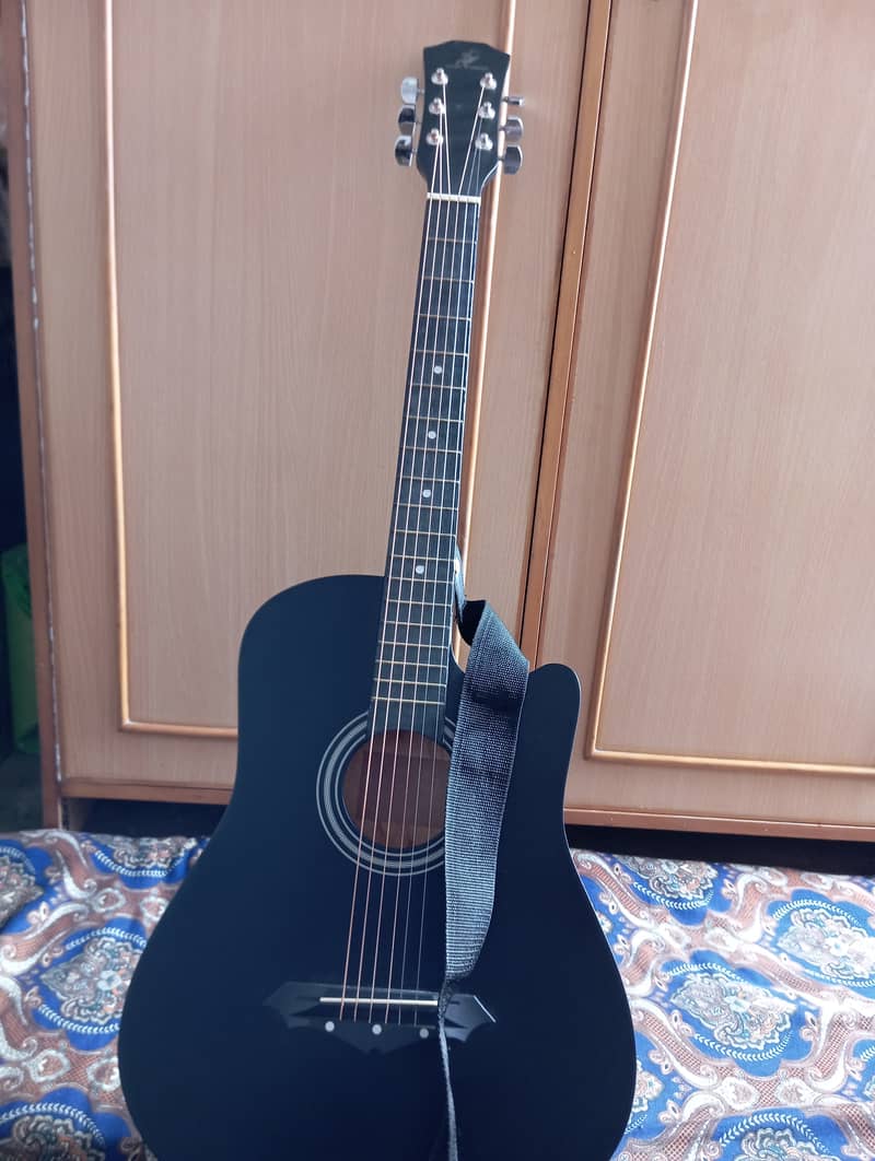 Acoustic guitar 38 inch matt black color 1