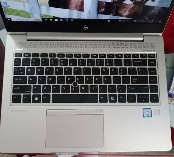 HP EliteBook 840 G5 cori5 7th generation 1