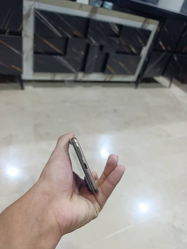 I phone Xs Max 5