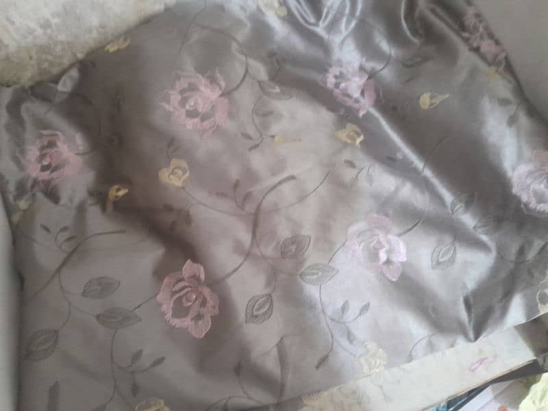 10x 10 ft  curtains in new condition 0