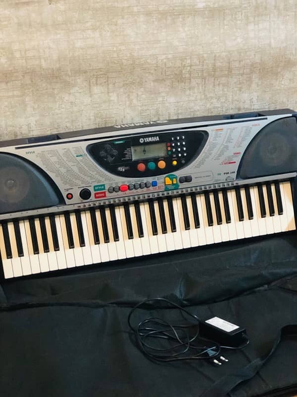 Yamaha Piano 4