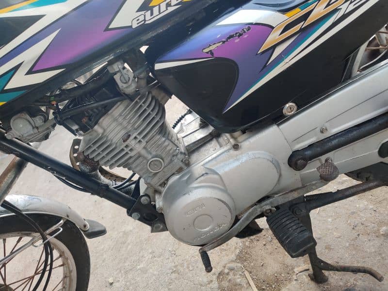 HONDA CG 125 2019 Model Hyderabad Number 3