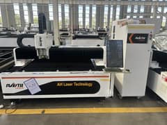 Laser cutting machine