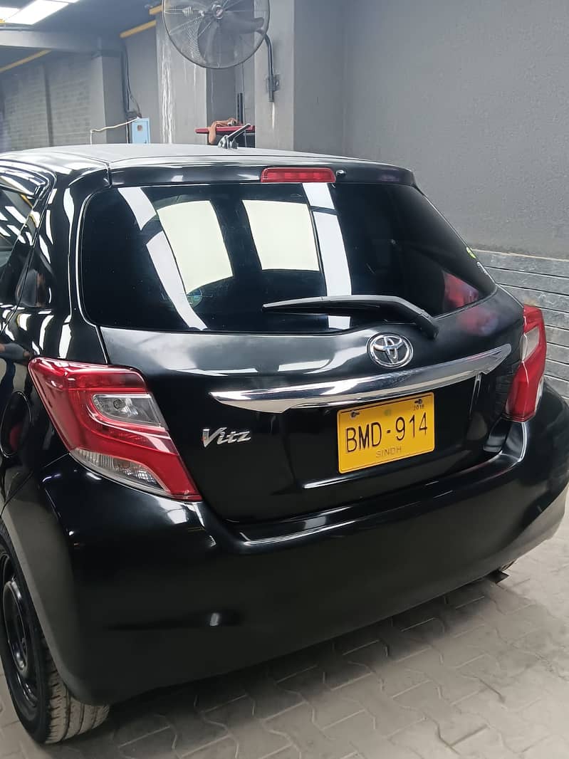 Toyota Vitz 2014-2018 full original 1