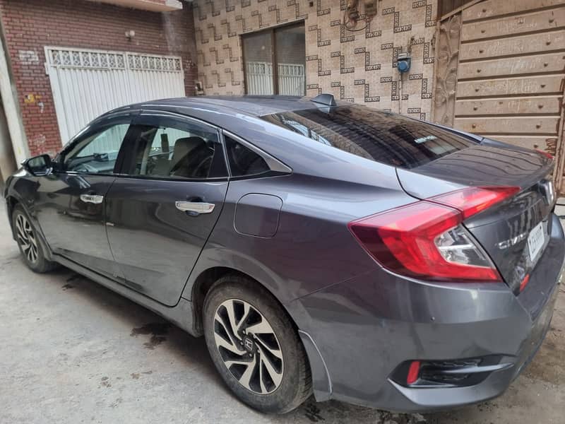 Honda Civic Oriel 2018 2