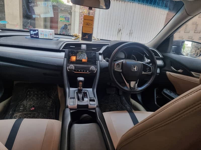 Honda Civic Oriel 2018 3