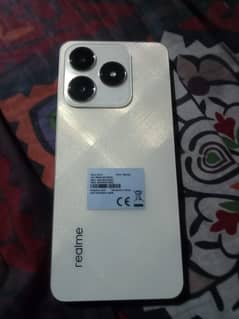 Realme C61