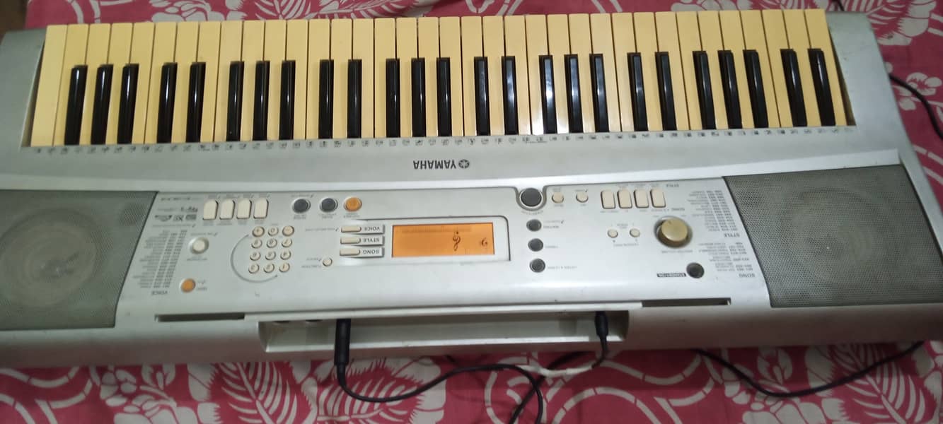 Yamaha PSR E 303 Professional Piano Yamaha Keyboard Casio Roland Korg 2