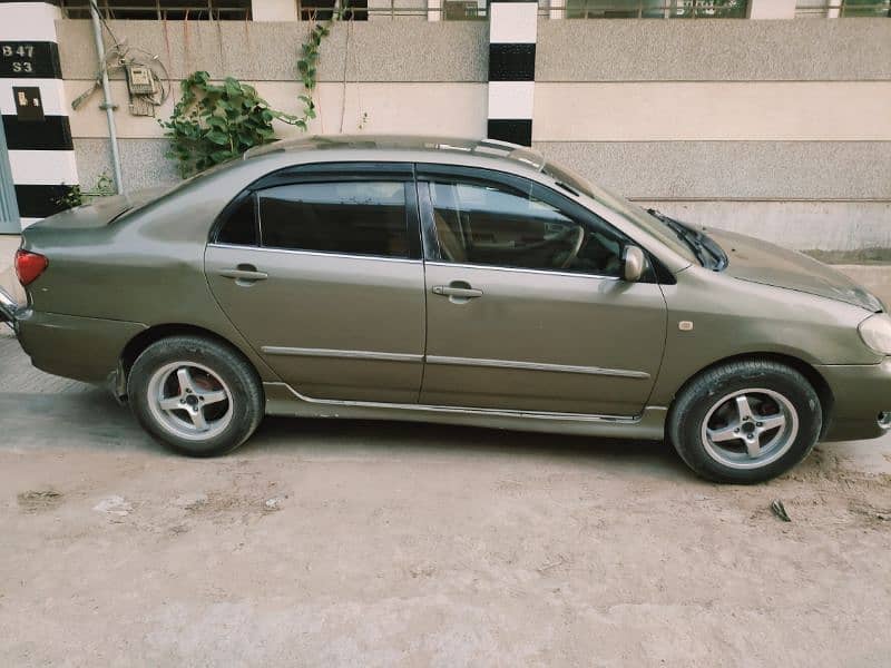 Toyota Corolla se saloon 2002 5