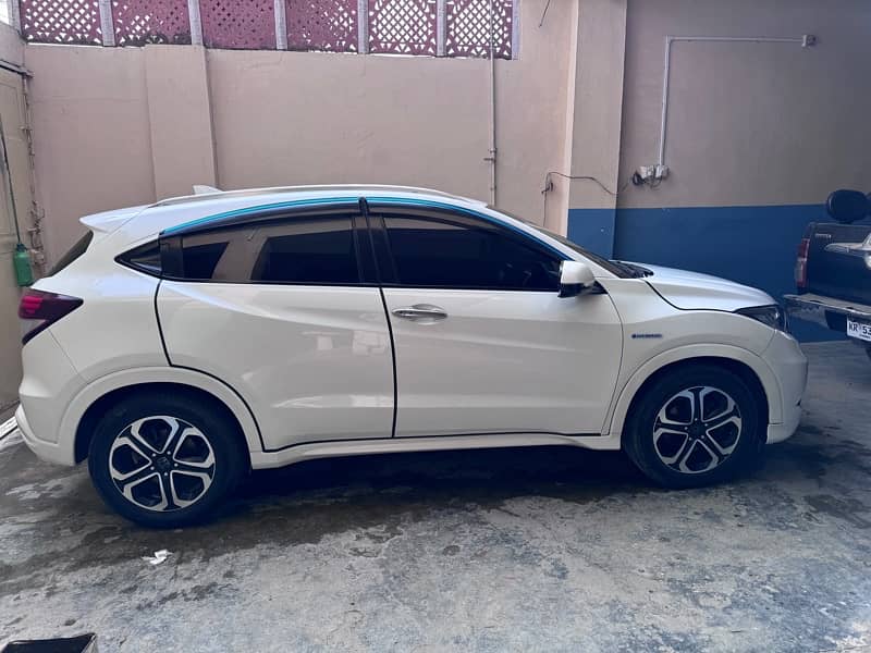 Honda Vezel 2015 8