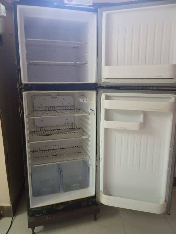 refrigerator 1