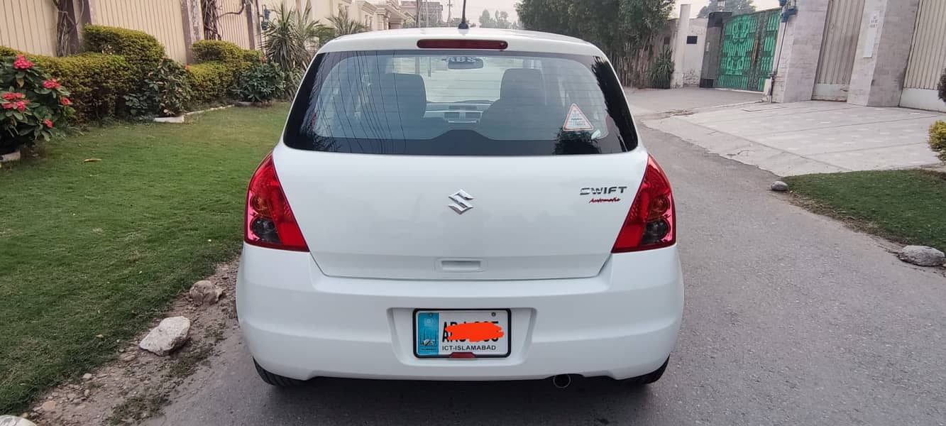 Suzuki Swift 2020 3