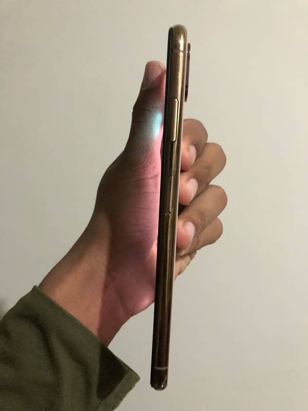 iPhone XS Max 64GB 3