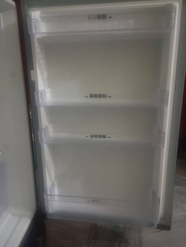 Dawlance Refrigerator in almost new 1