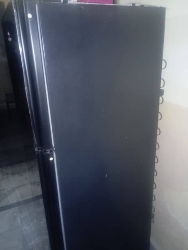 Dawlance Refrigerator in almost new 8