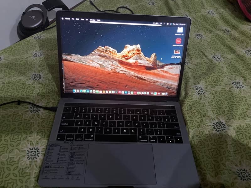 MacBook Pro 13 inch 2019 5