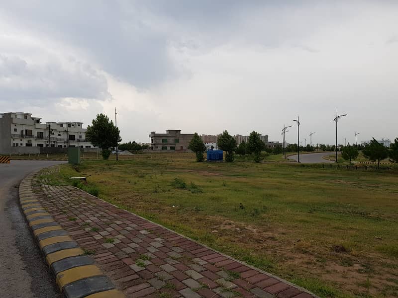 Sector B 4 Marla Ready Commercial Plot No 17 On Main Circular Road Park Face Best Location Possession Paid Plot For Sale 5