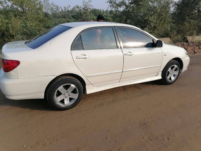 Toyota Corolla Se Saloon 2003 4