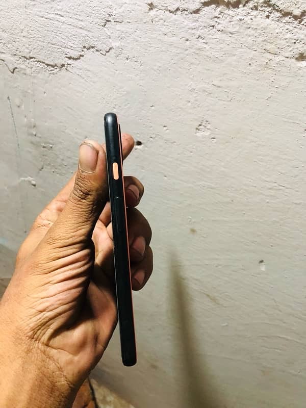 GooGlE pixel 4 ha all ok candition 10 9 …. 8