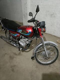 united 125 just like new condition urgent sale