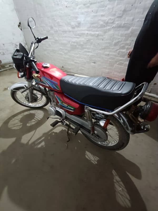 united 125 just like new condition urgent sale 1