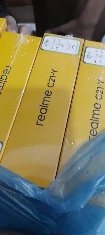 Realme C21y 4/64 Boxpack PTA approved 5000 mah Battery Fix price 1