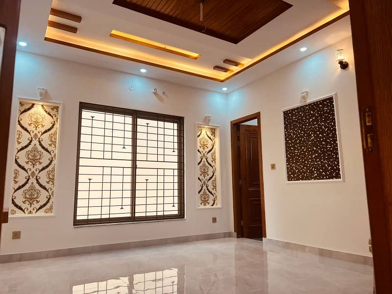 10 Marla Brand new spanish style luxery double storey stylish house vip available for sale in wapdatown lahore with original pics by fast property services 2