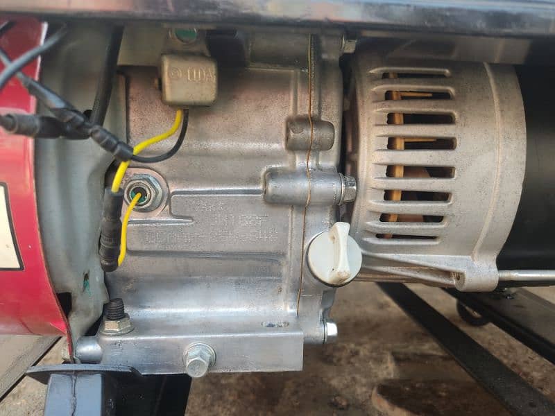 Honda 2,5KVa Generator like use patrol Singapore  import 2