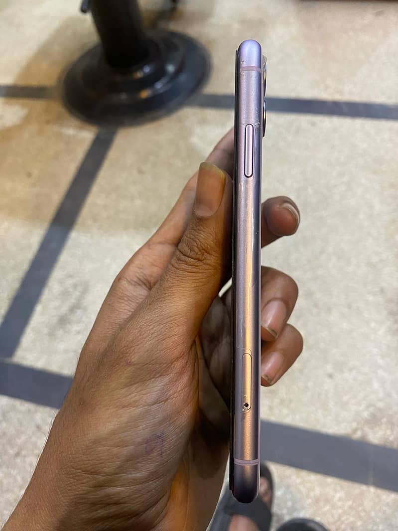 Iphone 11 purple colour 6