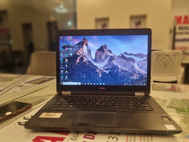 dell laptop 12Gb Ram 1