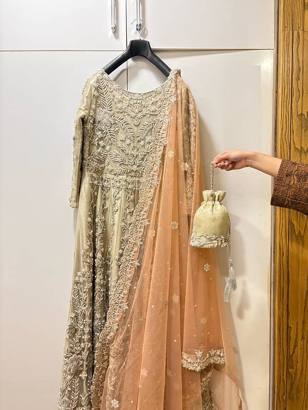 bridal dress/Brial Maxi/ Walima Maxi / Wedding Dress 3