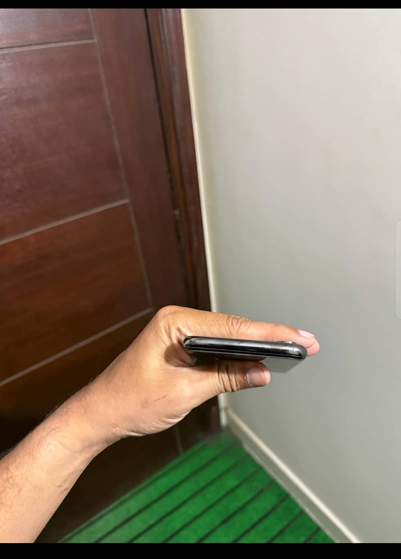 iPhone X 256GB  PTA APPROVED 3