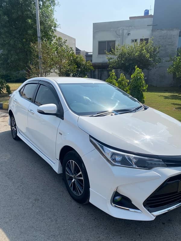 Toyota Corolla GLI 2020 Auto super white 5