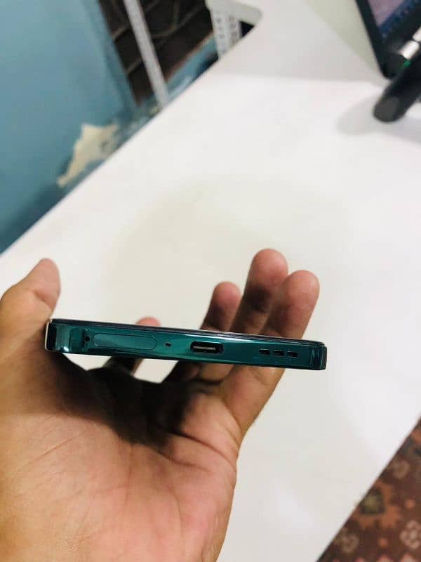 oppo reno 12f 5G 3