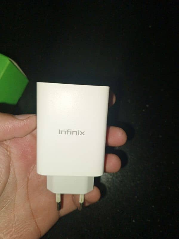 INFINIX HOT 30 16/128GB 4