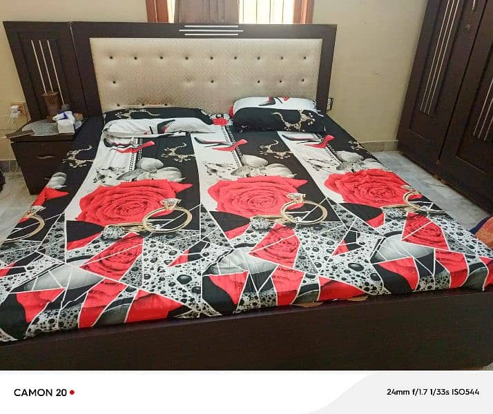 complete Bed Room Set 0