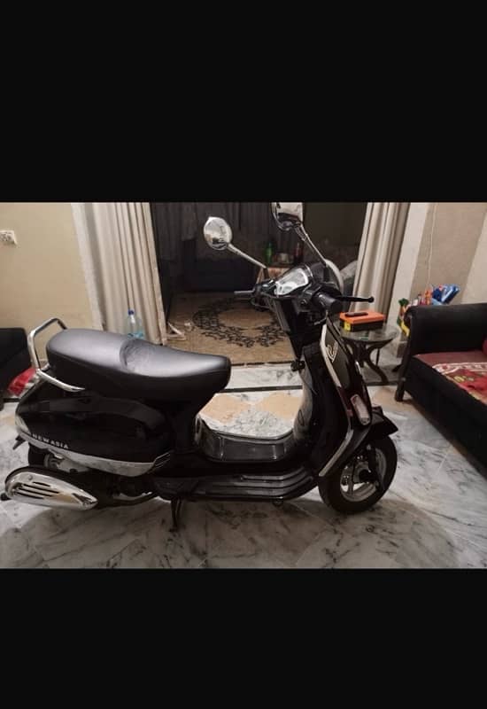 Scooty 6