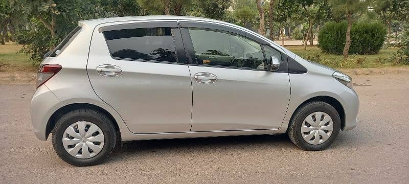 Toyota Vitz 2014 7