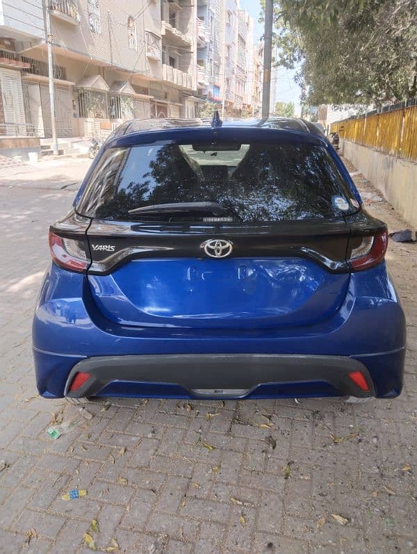 Toyota Yaris 2021 4