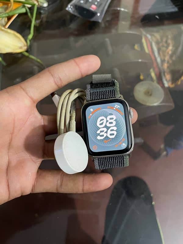 iwatch series 4 44mm 0