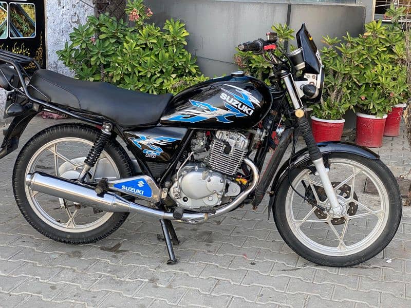 Suzuki GS SE 150cc 1