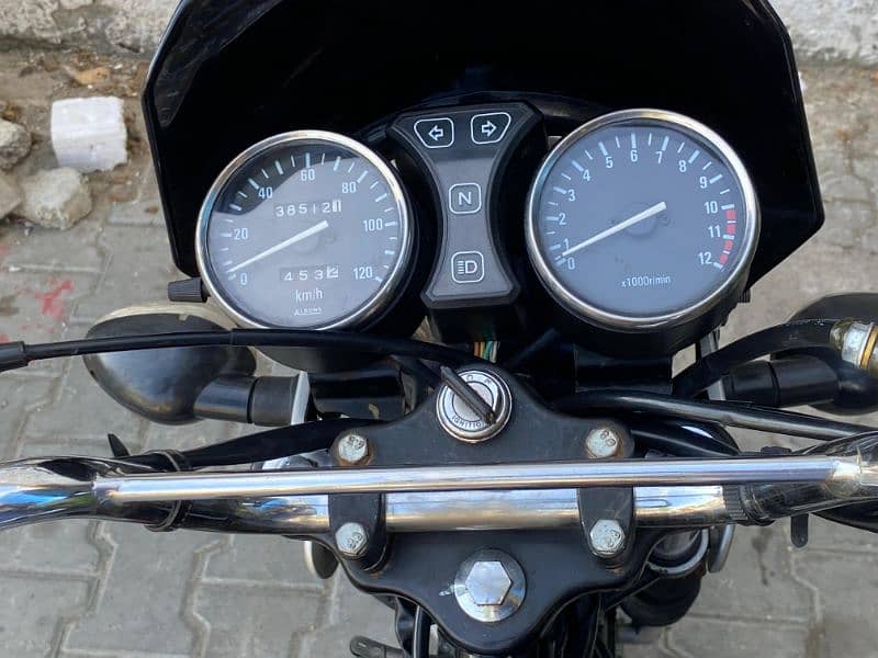 Suzuki GS SE 150cc 9