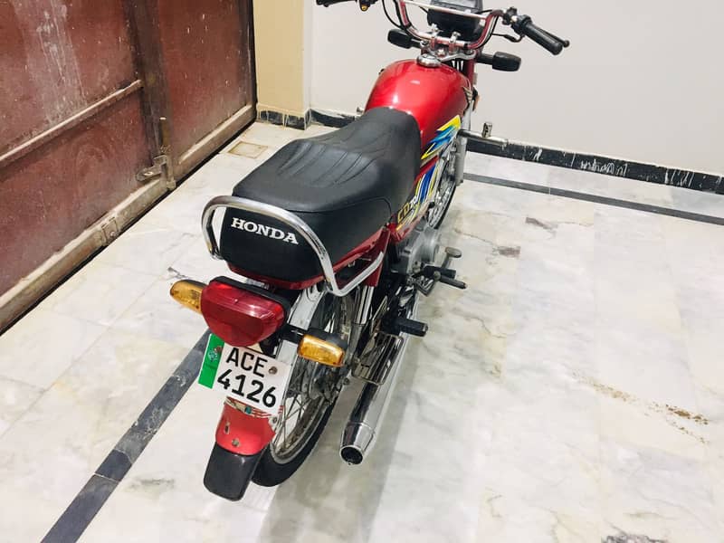 Honda CD 70 2020 6