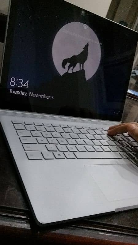 Microsoft Surface Book 1