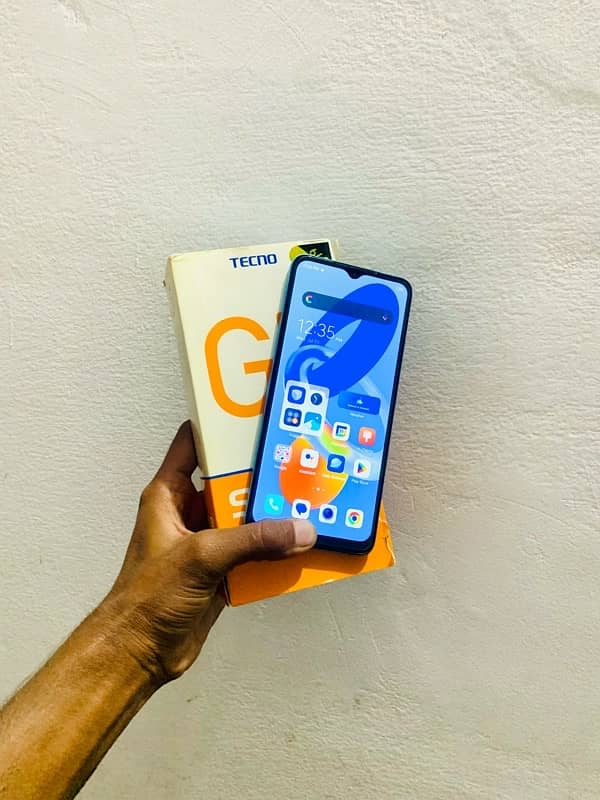 Tecno Spark Go 2023 model 4+3/64 pta approved 03095223360 call 0