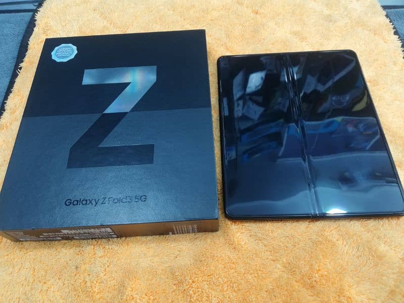 Samsung galaxy Z Fold3 official pta approved 256gb 1