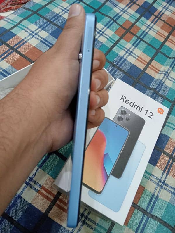 REDMI 12 8/128 11