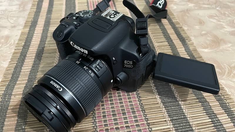 Canon 700D Dslr(touch screen) with 18-55mm 6