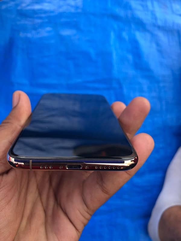 iphone 11pro 256gb gold Non Pta 1